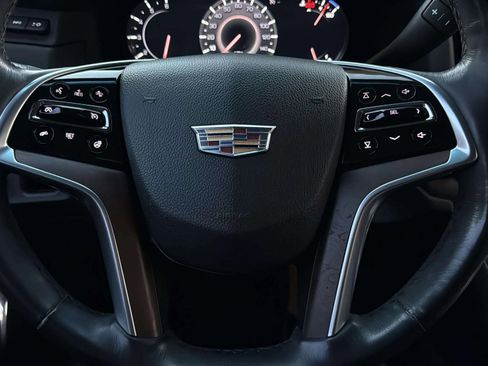 Used 2018 Cadillac Escalade ESV Premium Luxury image 26