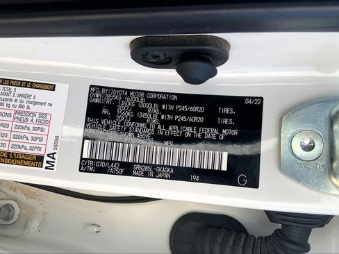 Used 2022 Toyota 4Runner Limited AWD/4WD image 37