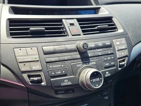 Used 2010 Honda Accord EX-L image 8