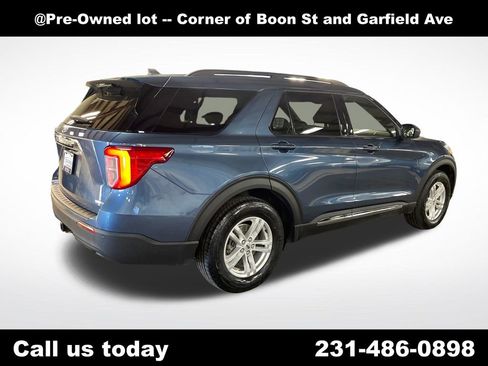Used 2020 Ford Explorer XLT w/ Class III Trailer Tow Package AWD/4WD image 5