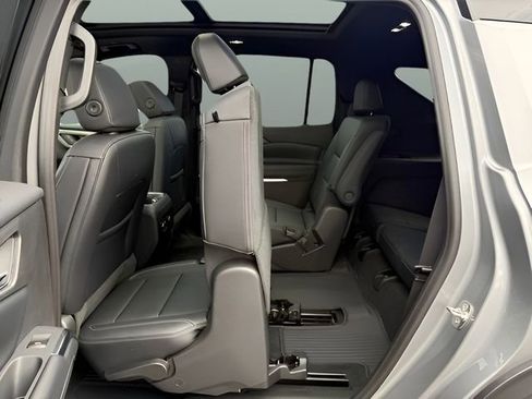 New 2026 Chevrolet Traverse LT AWD/4WD image 39