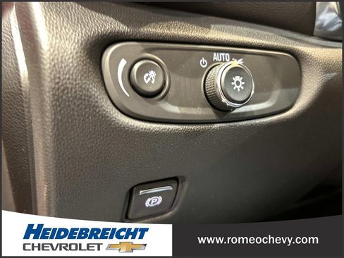 Certified 2024 Chevrolet Blazer LT w/ Convenience Package image 28