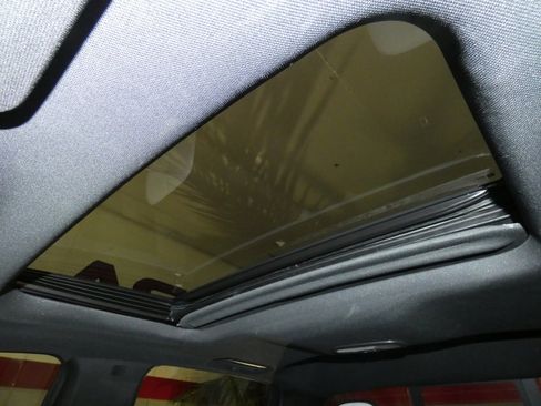 Used 2023 GMC Canyon AT4X image 20