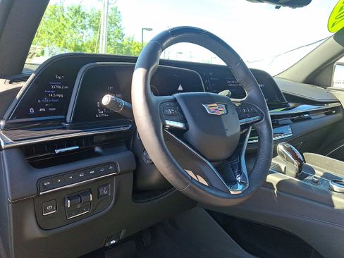 Certified 2023 Cadillac Escalade Sport Platinum AWD/4WD image 16