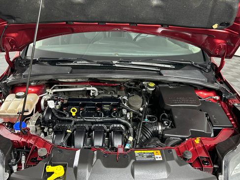 Used 2013 Ford Focus Titanium FWD image 17