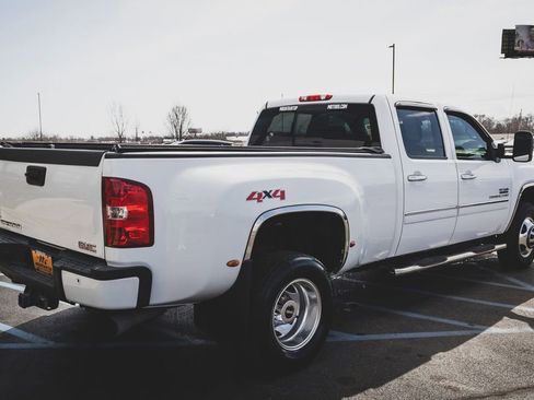 Used 2014 GMC Sierra 3500 Denali image 30