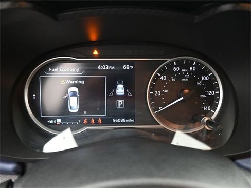 Certified 2023 Nissan Versa SV image 32