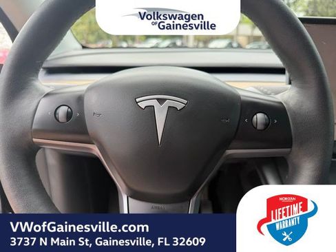 Used 2023 Tesla Model Y Long Range AWD/4WD image 21