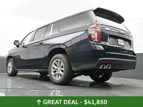 Used 2023 Chevrolet Suburban Premier image 29