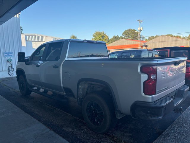 Used 2021 Chevrolet Silverado 3500 W/T AWD/4WD image 4