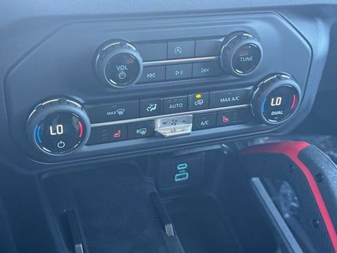 New 2025 Ford Bronco Big Bend w/ Black Diamond Package image 37