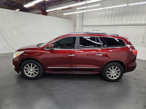 Used 2017 Buick Enclave Convenience FWD image 2