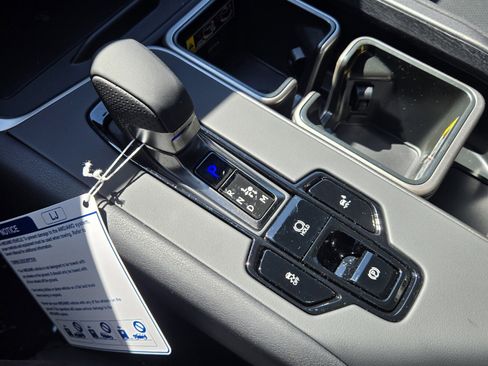 New 2026 Lexus TX 500h AWD image 27