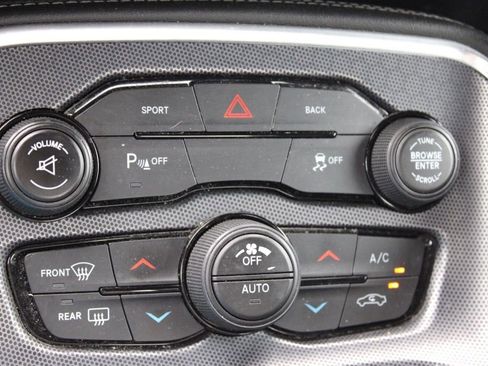 Used 2016 Dodge Challenger R/T Plus image 36