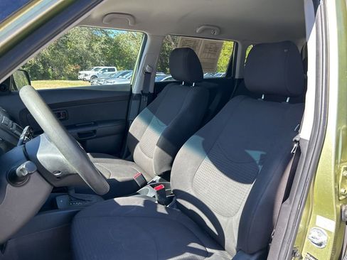 Used 2013 Kia Soul image 17