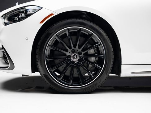 Used 2023 Mercedes-Benz S 500 4MATIC w/ AMG Line image 18