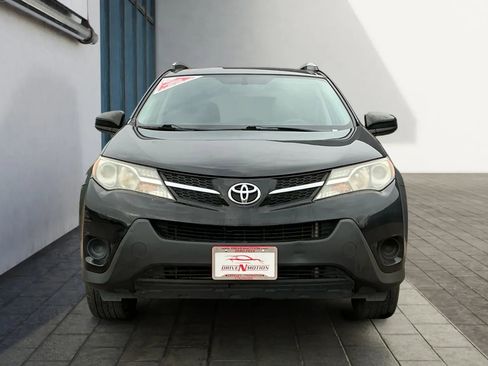 Used 2015 Toyota RAV4 LE image 8