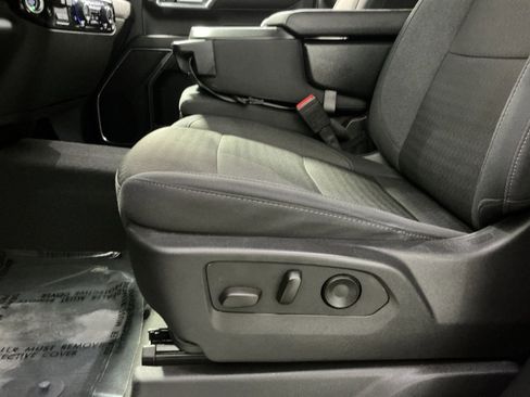 Used 2024 Chevrolet Silverado 1500 LT AWD/4WD image 15