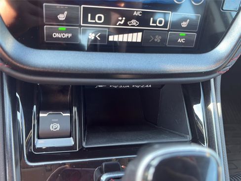 Used 2024 Subaru Legacy Sport AWD/4WD image 31