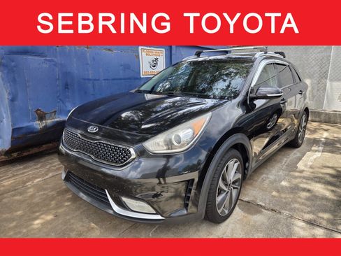 Used 2017 Kia Niro Touring FWD image 1