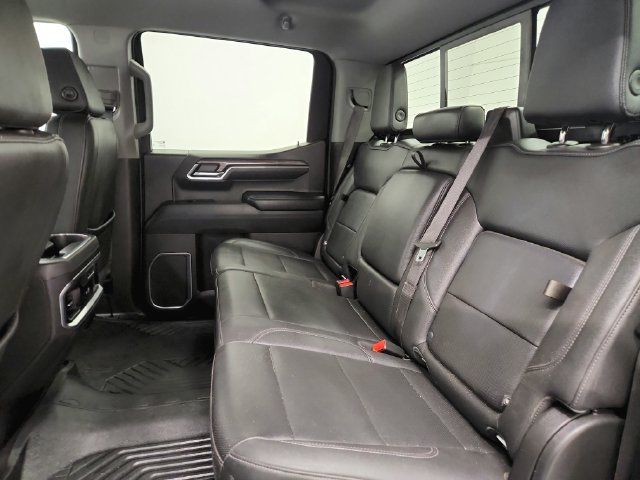 Used 2024 Chevrolet Silverado 1500 LTZ AWD/4WD image 18