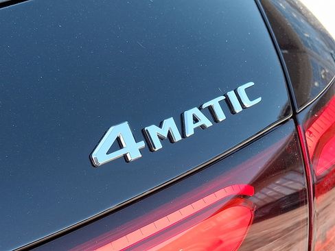 New 2026 Mercedes-Benz GLC 300 4MATIC image 24