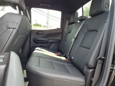 New 2026 Chevrolet Colorado Trail Boss AWD/4WD image 10