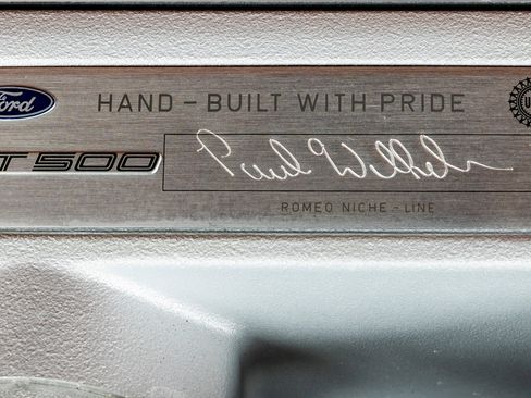 Used 2021 Ford Mustang Shelby GT500 w/ Carbon Fiber Track Pack image 38