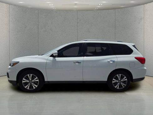 Used 2019 Nissan Pathfinder SV FWD image 9
