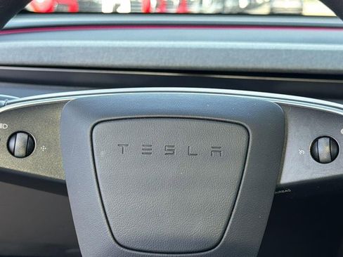 Used 2026 Tesla Model Y 2WD image 26