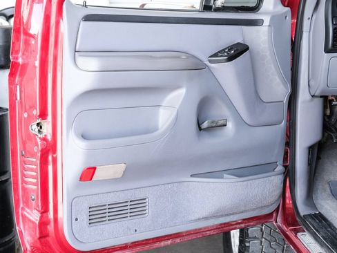 Used 1997 Ford F250 4x4 SuperCab Heavy Duty image 34