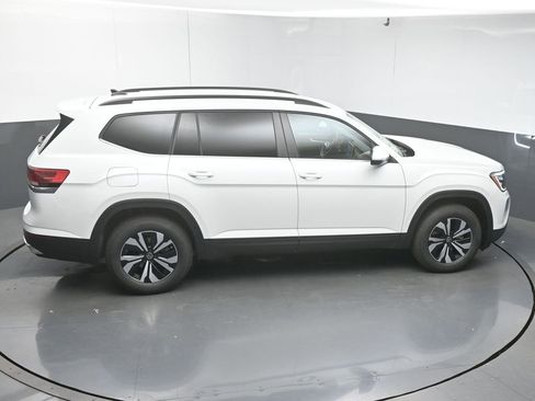 New 2026 Volkswagen Atlas SE FWD image 47