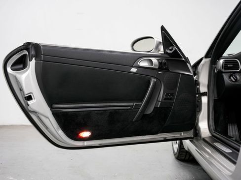 Used 2005 Porsche 911 Carrera S RWD image 24