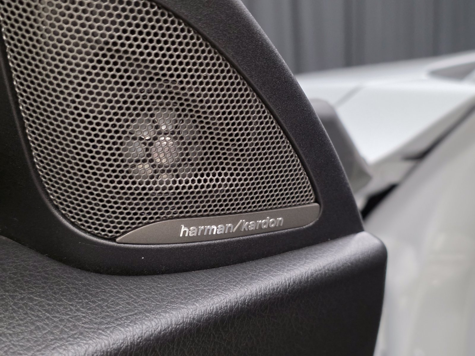 Used 2020 BMW M2 Competition w/ Executive Package RWD image 18