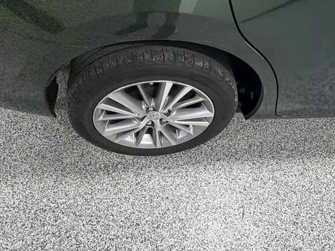 Used 2014 Toyota Corolla LE FWD image 39