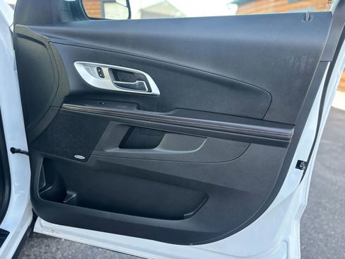 Used 2014 Chevrolet Equinox LT image 23
