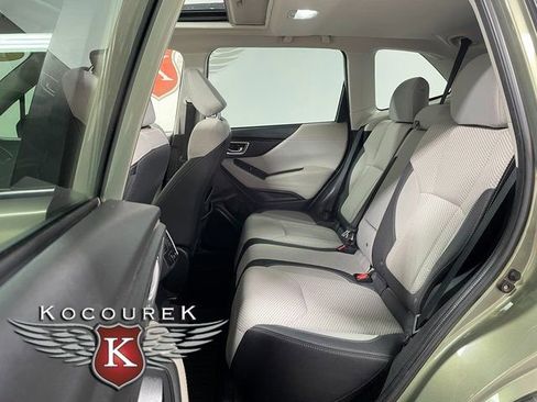 Used 2020 Subaru Forester Premium AWD/4WD image 21