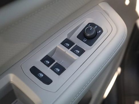 New 2026 Volkswagen Atlas SEL Premium R-Line image 11