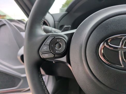Used 2025 Toyota GR86 Premium RWD image 19