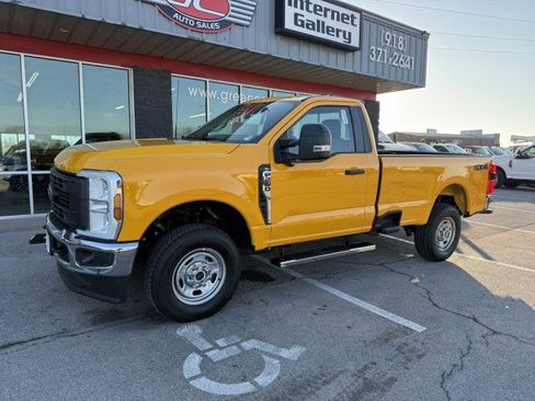Used 2025 Ford F250 XL w/ 360-Degree Camera Package image 1
