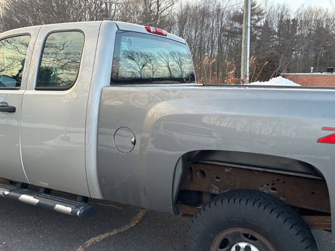 Used 2007 Chevrolet Silverado 2500 W/T w/ Snow Plow Prep Package image 7