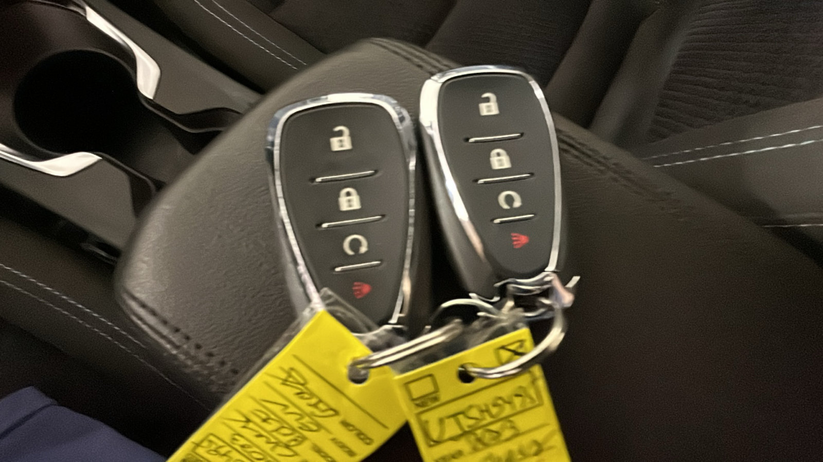 Used 2023 Chevrolet Bolt EUV LT w/ Comfort Package FWD image 24