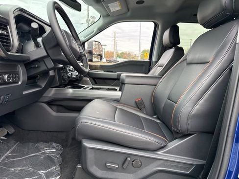 New 2026 Ford F350 Lariat w/ Black Appearance Package image 22