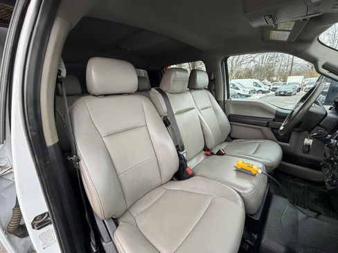 Used 2020 Ford F550 4x4 Crew Cab Super Duty image 32
