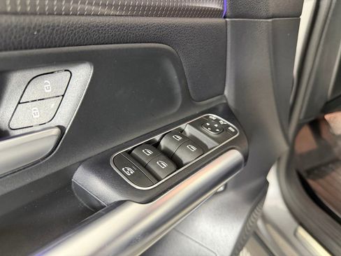 Used 2021 Mercedes-Benz GLA 250 4MATIC image 27