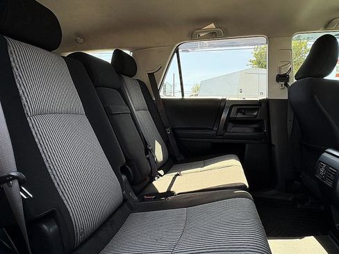 Used 2022 Toyota 4Runner SR5 AWD/4WD image 12