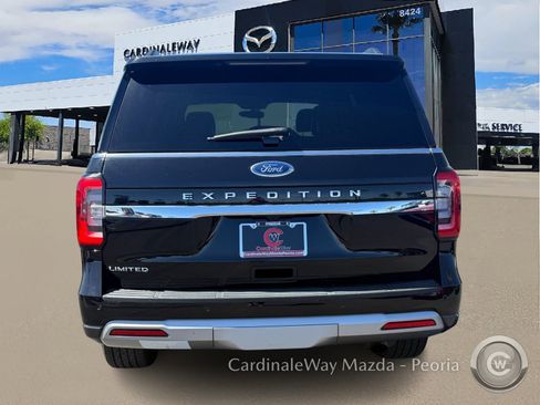 Used 2023 Ford Expedition Limited image 4