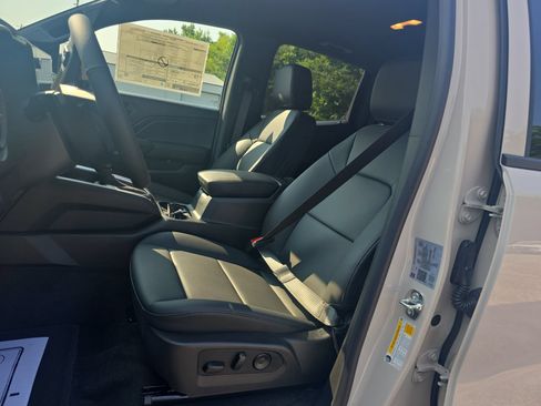 New 2026 Chevrolet Colorado Trail Boss AWD/4WD image 14