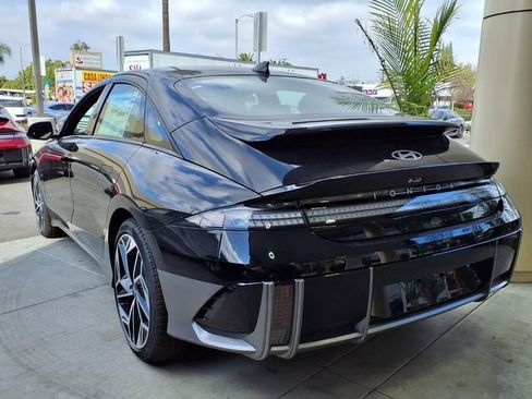 New 2025 Hyundai Ioniq 6 SEL AWD/4WD image 6