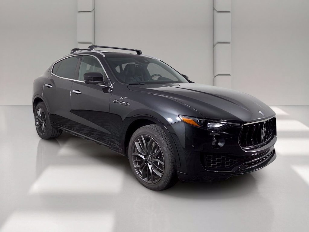 Used 2024 Maserati Levante GT Ultima AWD/4WD image 2